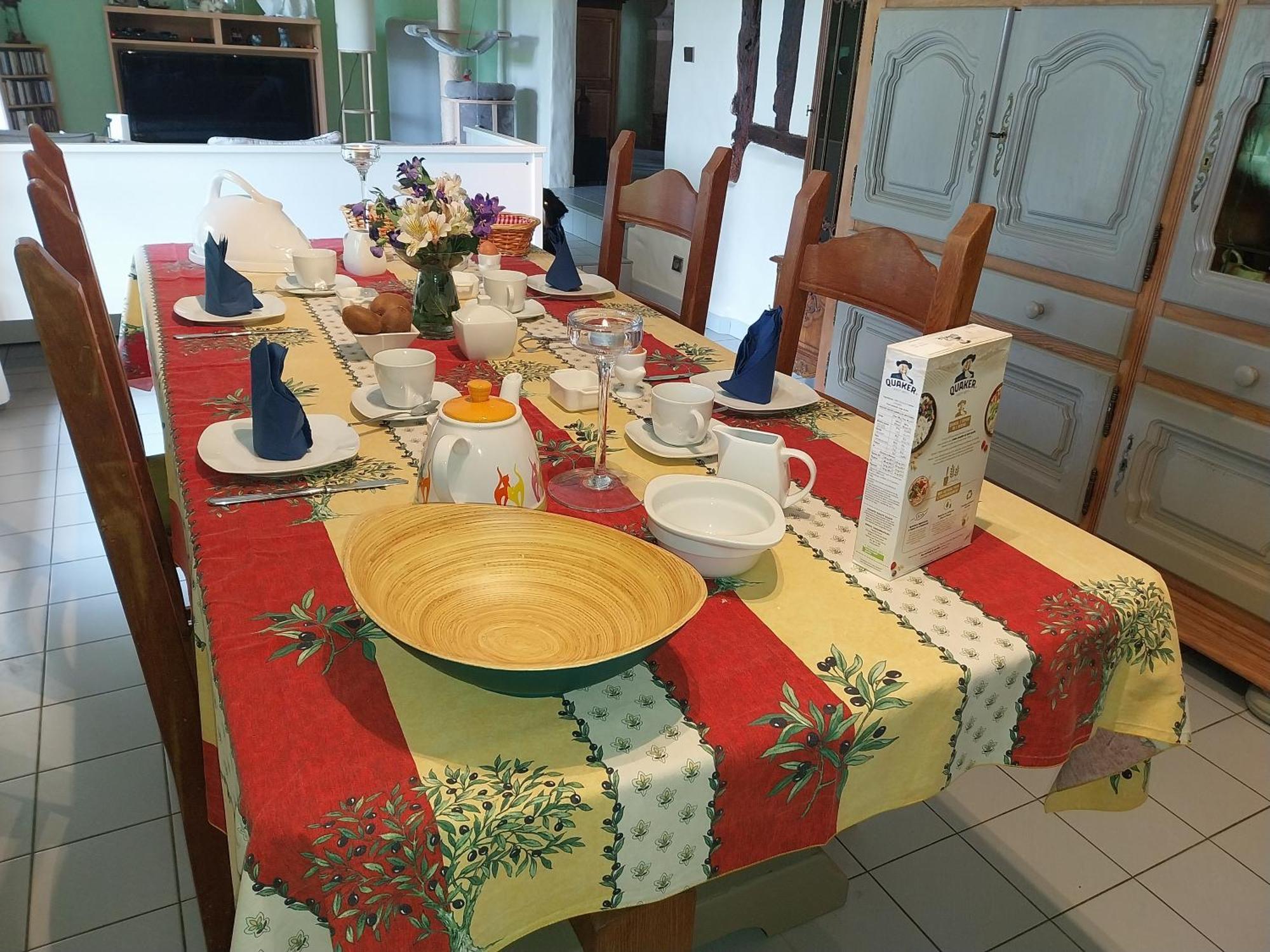 Les Bernus Bed & Breakfast Monfaucon  Luaran gambar